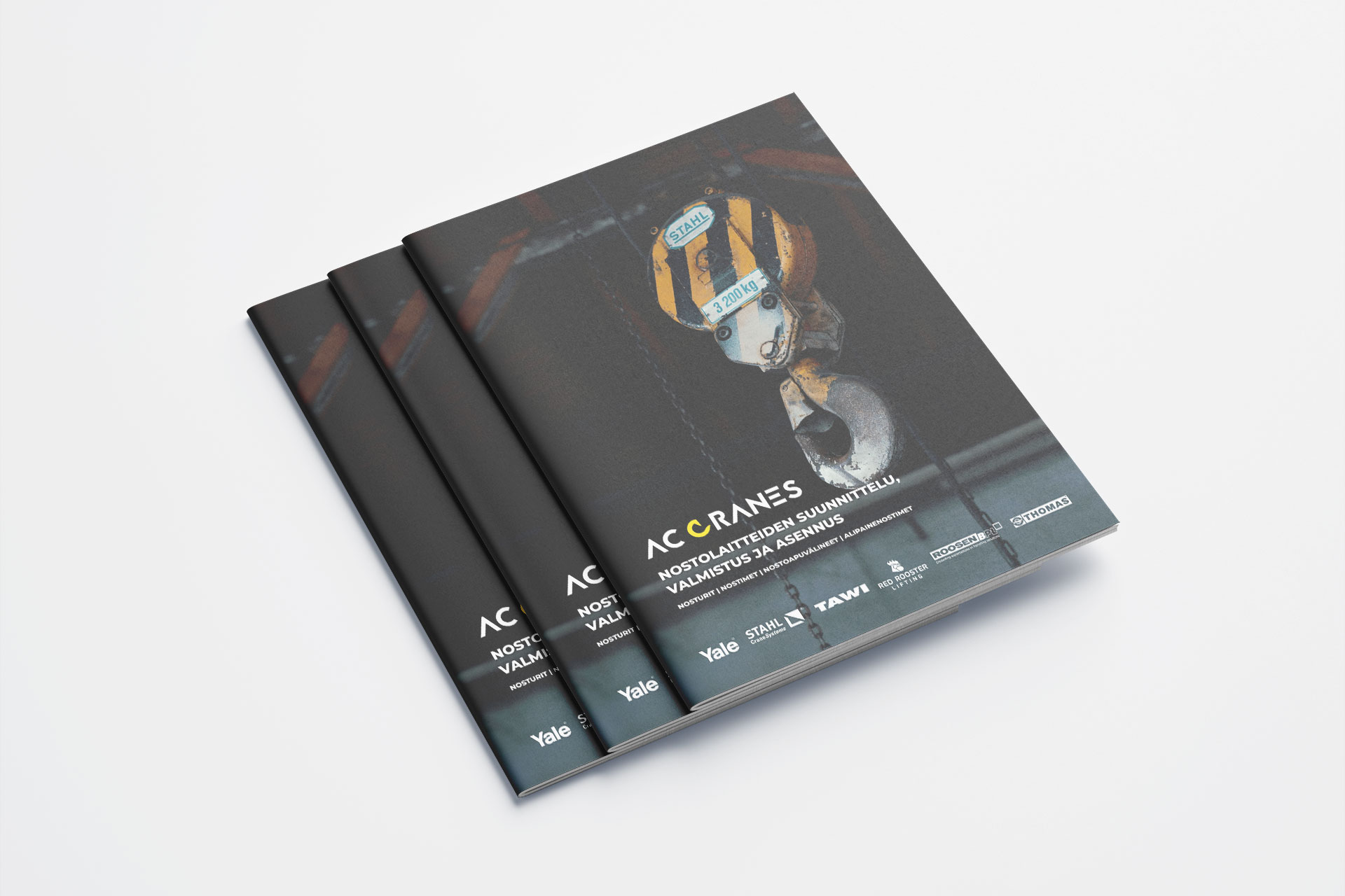 AC Cranes teollisuuden nostolaitteita valmistavan yrityksen yritysesitteen suunnittelu